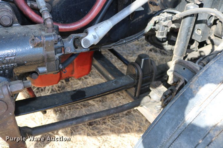 image for item DD6056 2005 Kenworth T800 semi truck