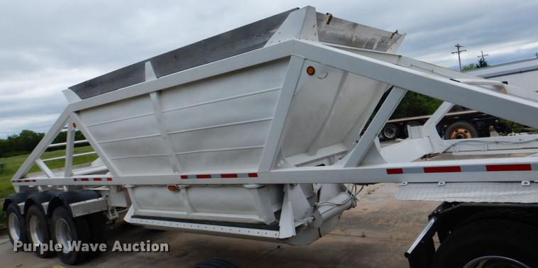image for item DE3957 2009 American Carrier Equipment ABD370T bottom dump trailer