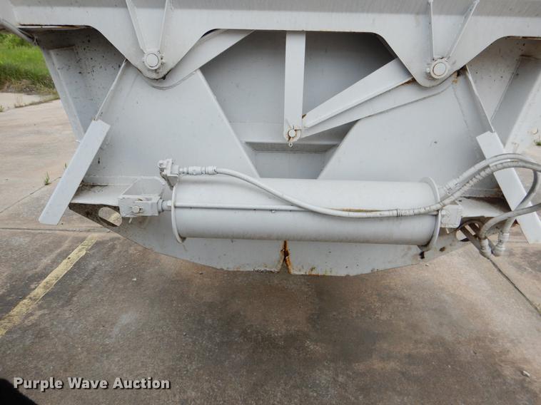 image for item DE3957 2009 American Carrier Equipment ABD370T bottom dump trailer