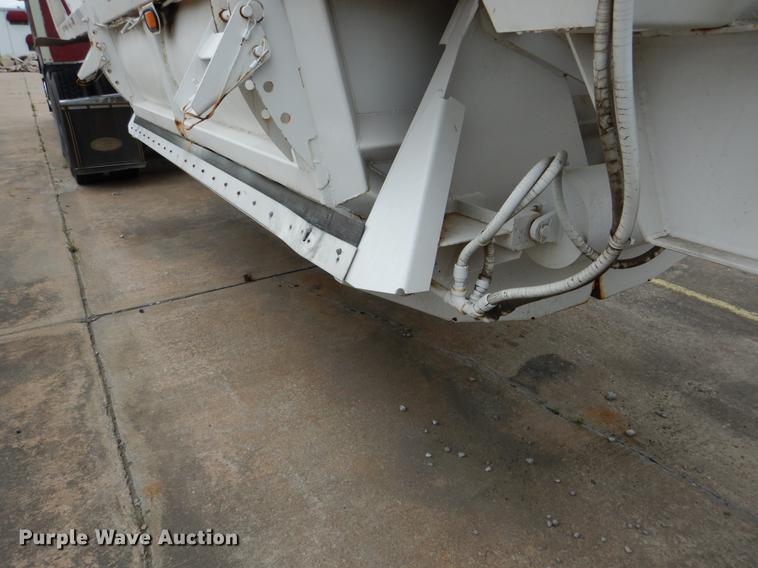 image for item DE3957 2009 American Carrier Equipment ABD370T bottom dump trailer