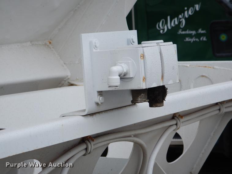 image for item DE3957 2009 American Carrier Equipment ABD370T bottom dump trailer