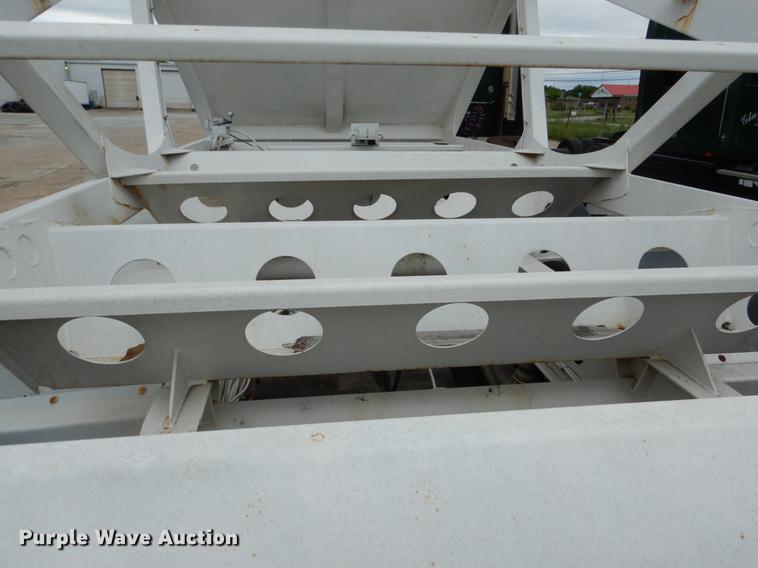 image for item DE3957 2009 American Carrier Equipment ABD370T bottom dump trailer