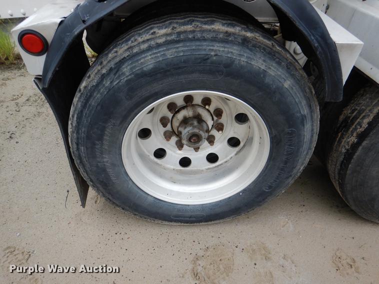 image for item DE3957 2009 American Carrier Equipment ABD370T bottom dump trailer