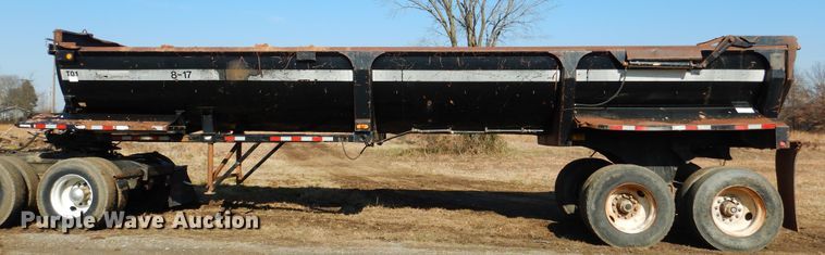 image for item DE4073 1997 Rancho end dump trailer