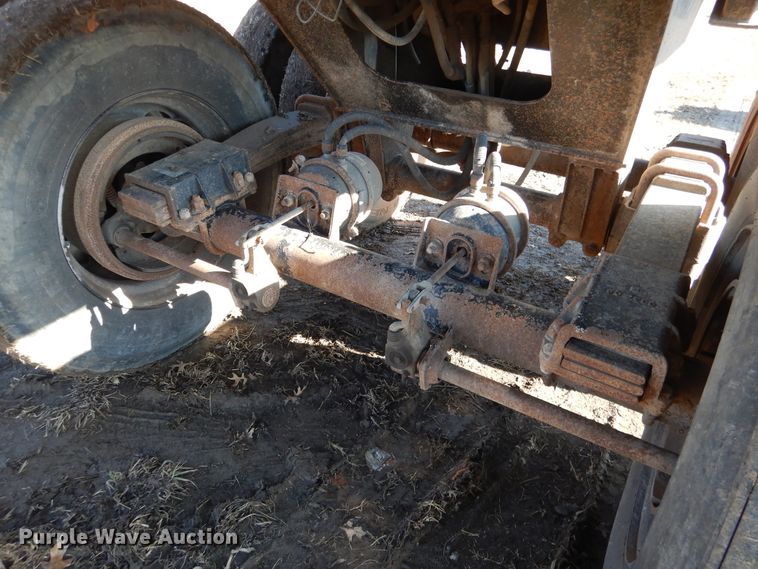 image for item DE4073 1997 Rancho end dump trailer