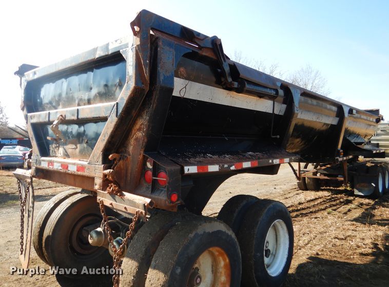 image for item DE4073 1997 Rancho end dump trailer