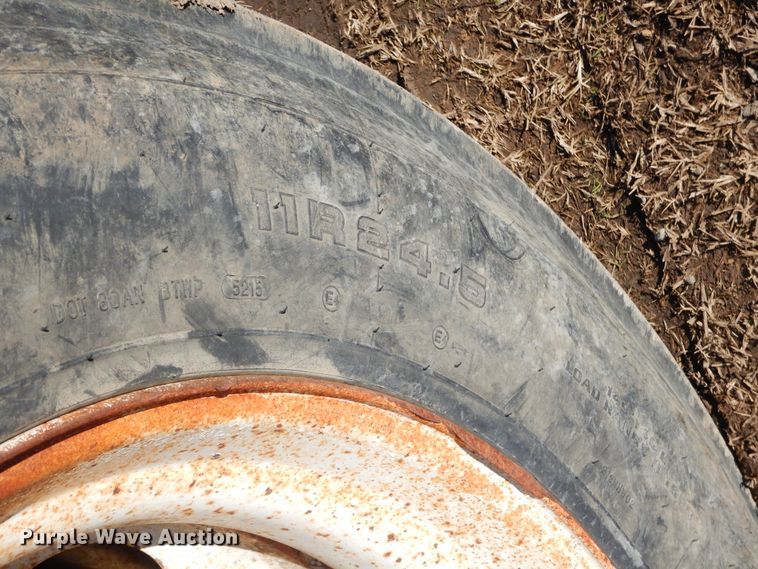 image for item DE4073 1997 Rancho end dump trailer