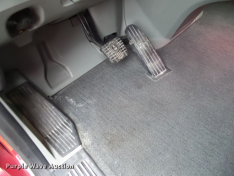 image for item DF0820 2015 Kenworth T680 semi truck