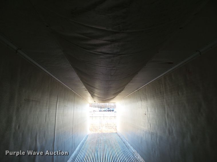 image for item DF0821 2010 Great Dane SUP-1114-11053 refrigerated van trailer