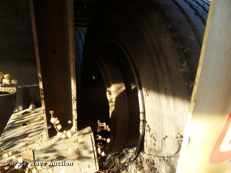 image for item DF0821 2010 Great Dane SUP-1114-11053 refrigerated van trailer