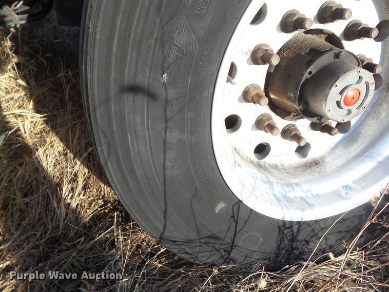 image for item DF0821 2010 Great Dane SUP-1114-11053 refrigerated van trailer