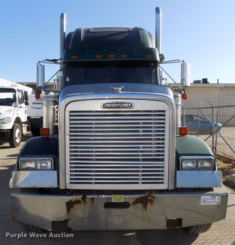 image for item DG2482 2000 Freightliner Classic XL FLD120 semi truck