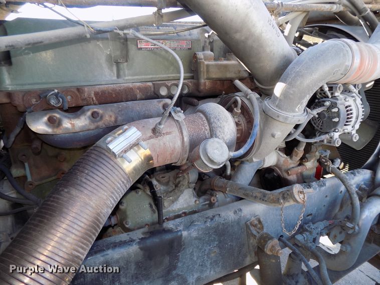 image for item DG2482 2000 Freightliner Classic XL FLD120 semi truck