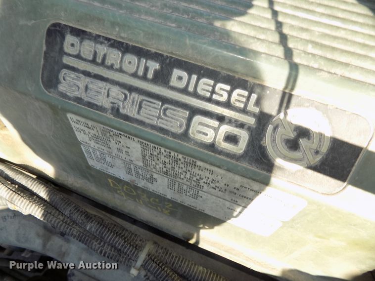 image for item DG2482 2000 Freightliner Classic XL FLD120 semi truck