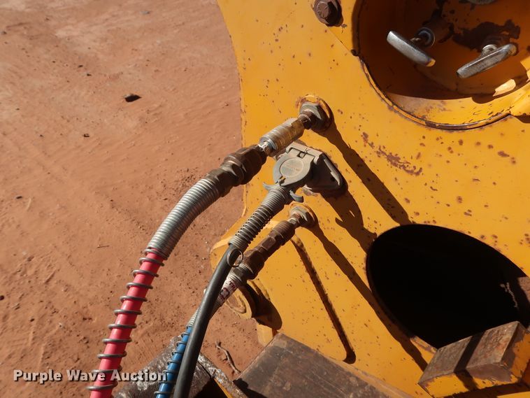 image for item DG4241 1994 Holden HPD51350 lowboy equipment trailer