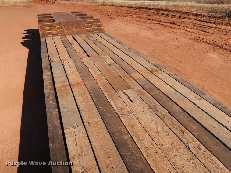 image for item DG4241 1994 Holden HPD51350 lowboy equipment trailer