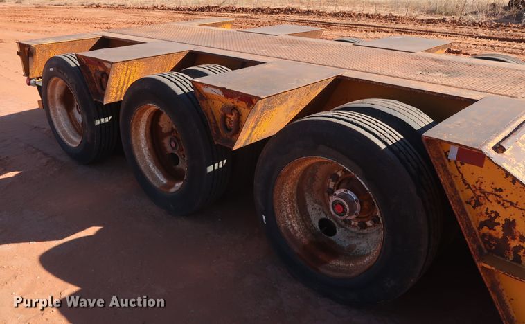 image for item DG4241 1994 Holden HPD51350 lowboy equipment trailer