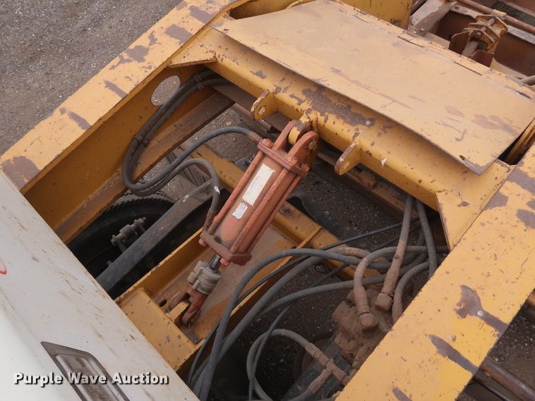 image for item DG4244 2001 Load King HDD503 lowboy equipment trailer