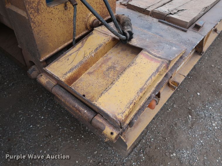 image for item DG4244 2001 Load King HDD503 lowboy equipment trailer