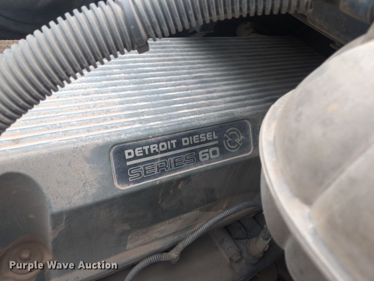 image for item DG4246 2007 Freightliner Columbia semi truck