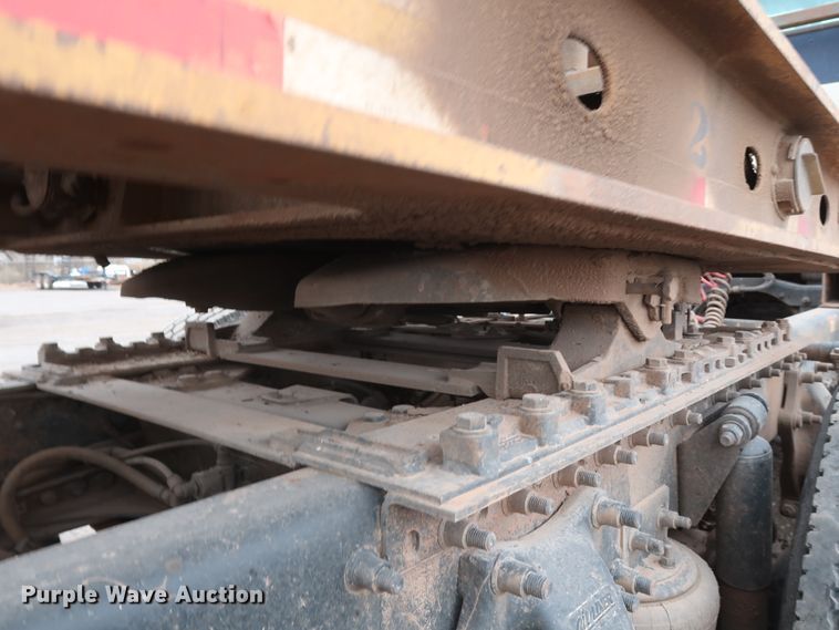 image for item DG4246 2007 Freightliner Columbia semi truck