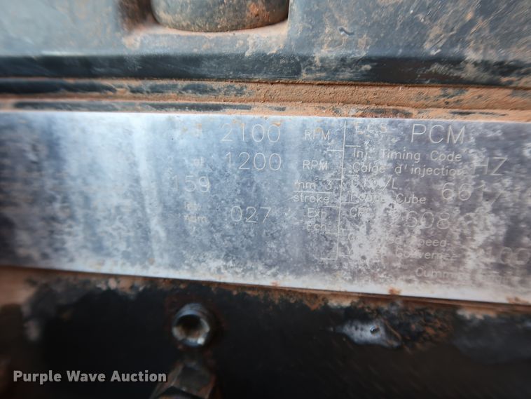 image for item DG4248 2001 Peterbilt 378 truck cab and chassis