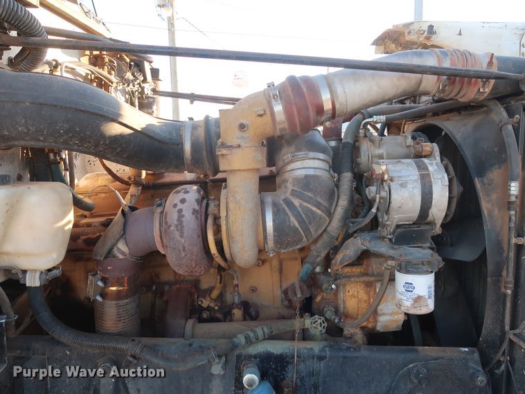 image for item DG4249 1992 Peterbilt 378 semi truck