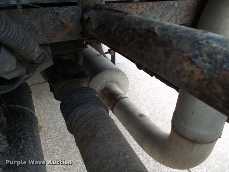 image for item DG5518 2007 Kenworth T600 semi truck