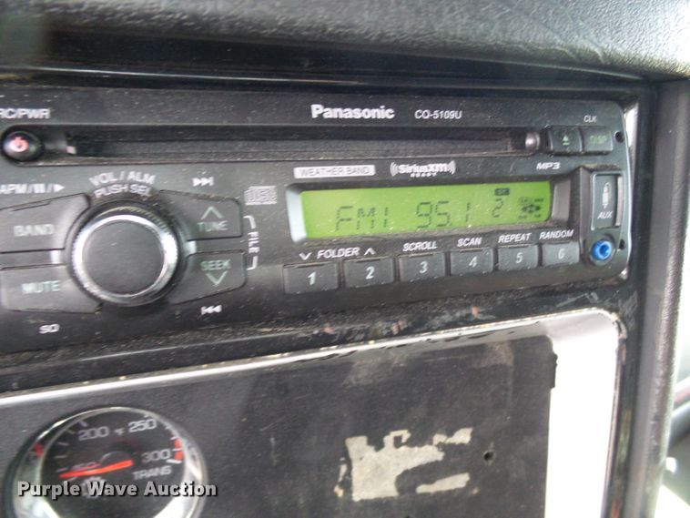 image for item DG5518 2007 Kenworth T600 semi truck