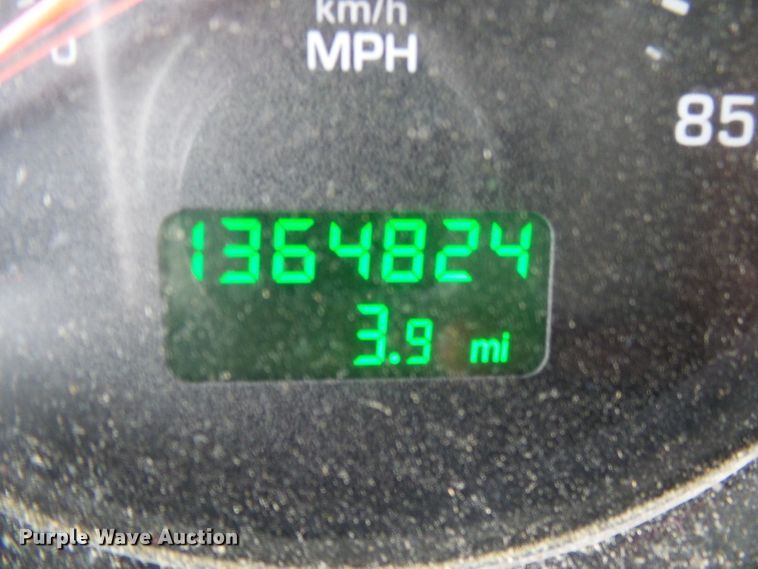 image for item DG5518 2007 Kenworth T600 semi truck