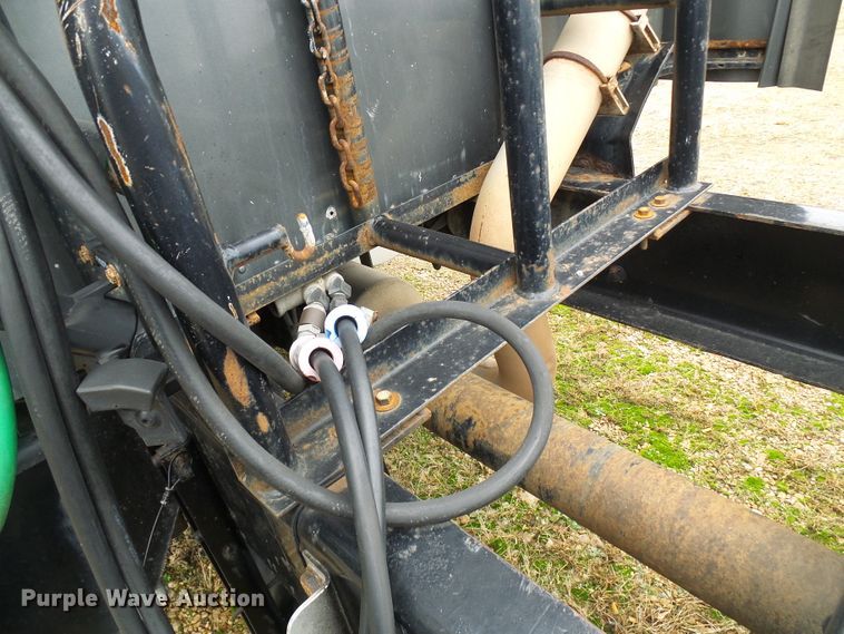 image for item DG5519 2007 Kenworth T600 semi truck