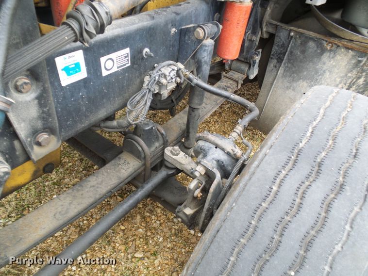 image for item DG5519 2007 Kenworth T600 semi truck