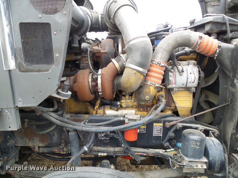 image for item DG5519 2007 Kenworth T600 semi truck