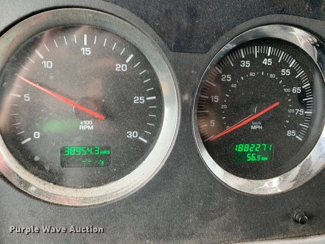 image for item DG5519 2007 Kenworth T600 semi truck