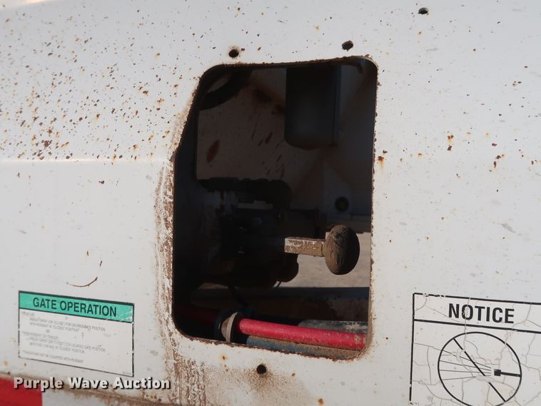 image for item DH0750 2008 Load King 2066-40-2 bottom dump trailer