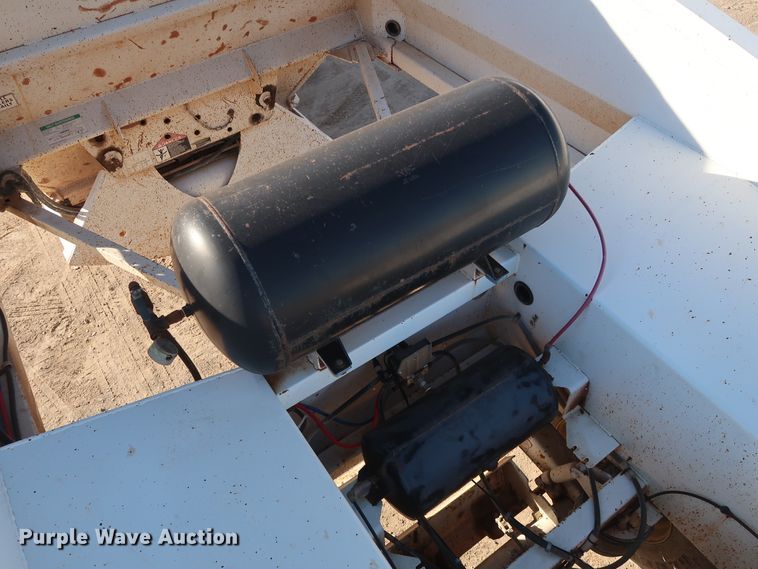 image for item DH0750 2008 Load King 2066-40-2 bottom dump trailer