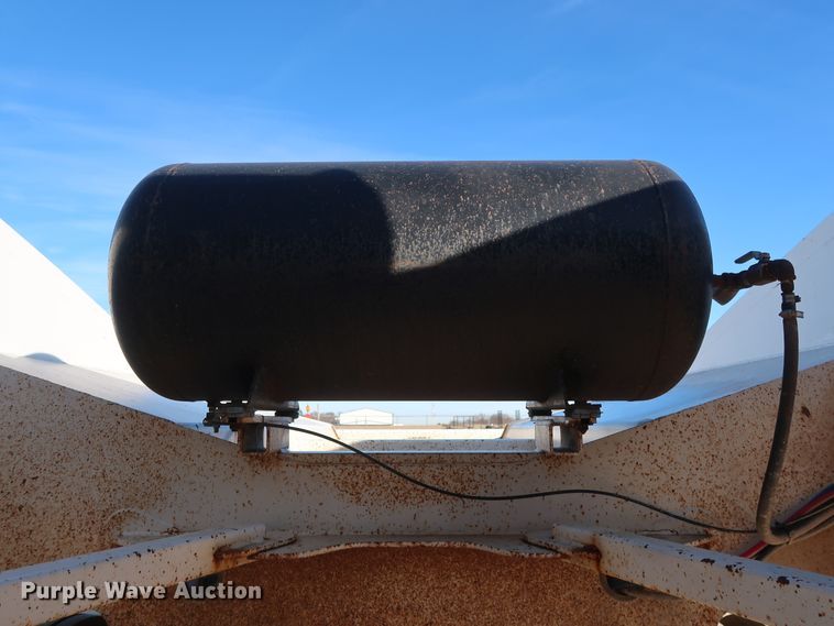 image for item DH0750 2008 Load King 2066-40-2 bottom dump trailer