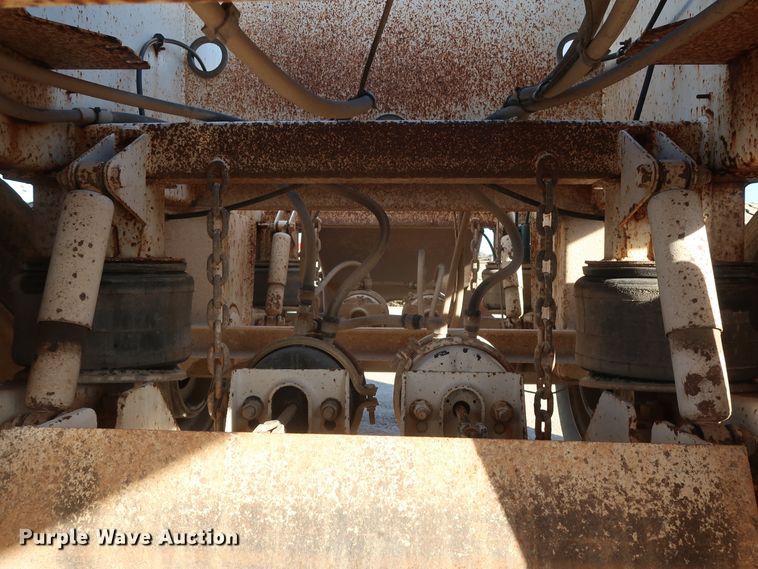 image for item DH0750 2008 Load King 2066-40-2 bottom dump trailer