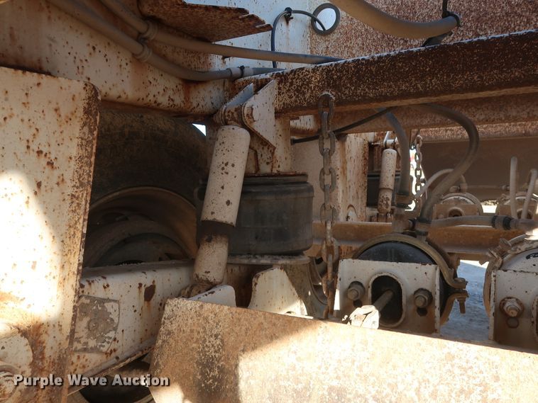 image for item DH0750 2008 Load King 2066-40-2 bottom dump trailer