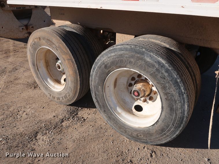 image for item DH0750 2008 Load King 2066-40-2 bottom dump trailer