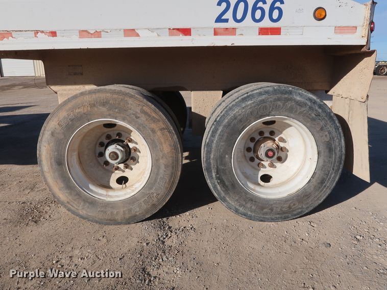 image for item DH0750 2008 Load King 2066-40-2 bottom dump trailer