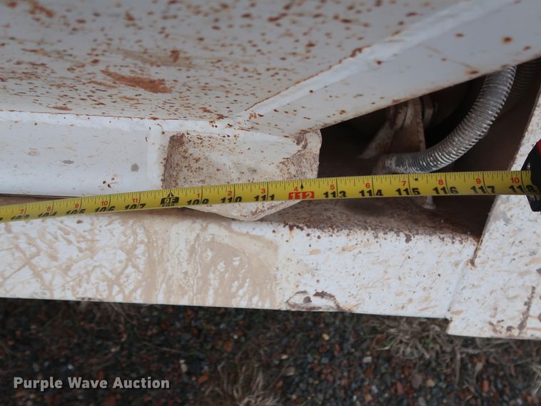 image for item DH0750 2008 Load King 2066-40-2 bottom dump trailer