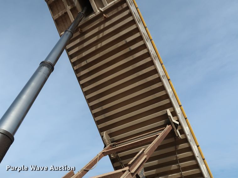 image for item DH0751 1998 R&A T-102 Ram end dump trailer