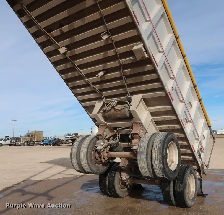 image for item DH0751 1998 R&A T-102 Ram end dump trailer