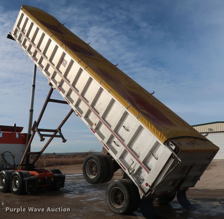 image for item DH0751 1998 R&A T-102 Ram end dump trailer