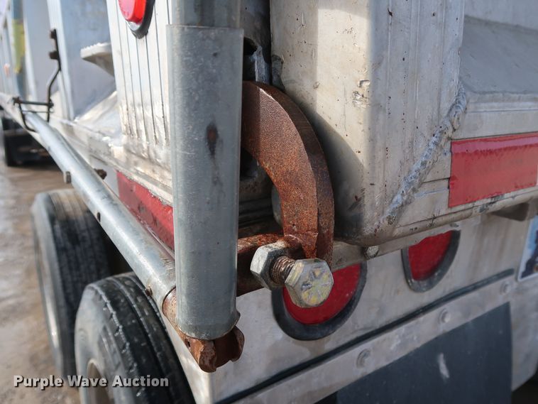 image for item DH0751 1998 R&A T-102 Ram end dump trailer