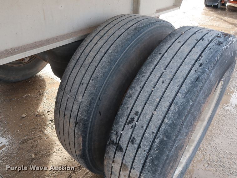 image for item DH0751 1998 R&A T-102 Ram end dump trailer