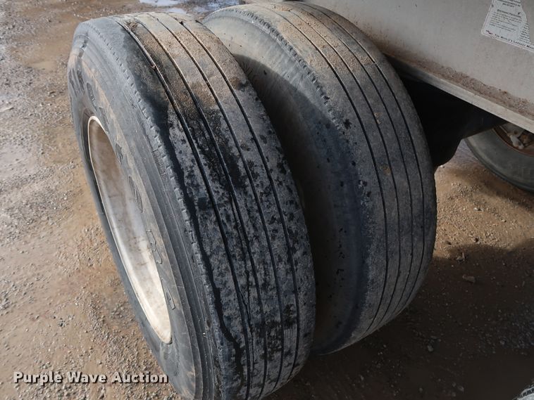 image for item DH0751 1998 R&A T-102 Ram end dump trailer