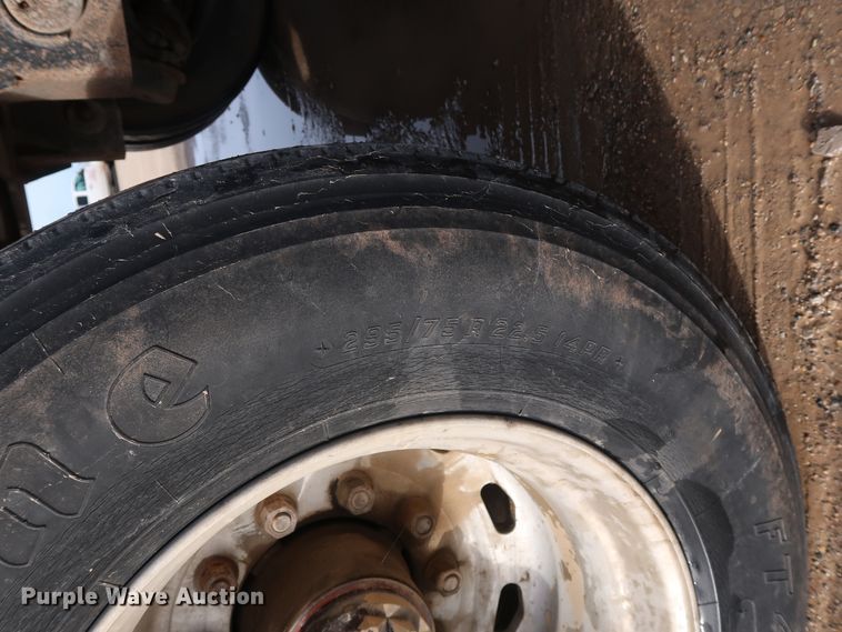 image for item DH0751 1998 R&A T-102 Ram end dump trailer