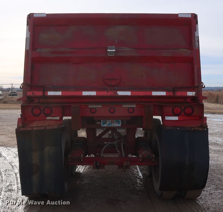 image for item DH0753 1988 Lufkin end dump trailer
